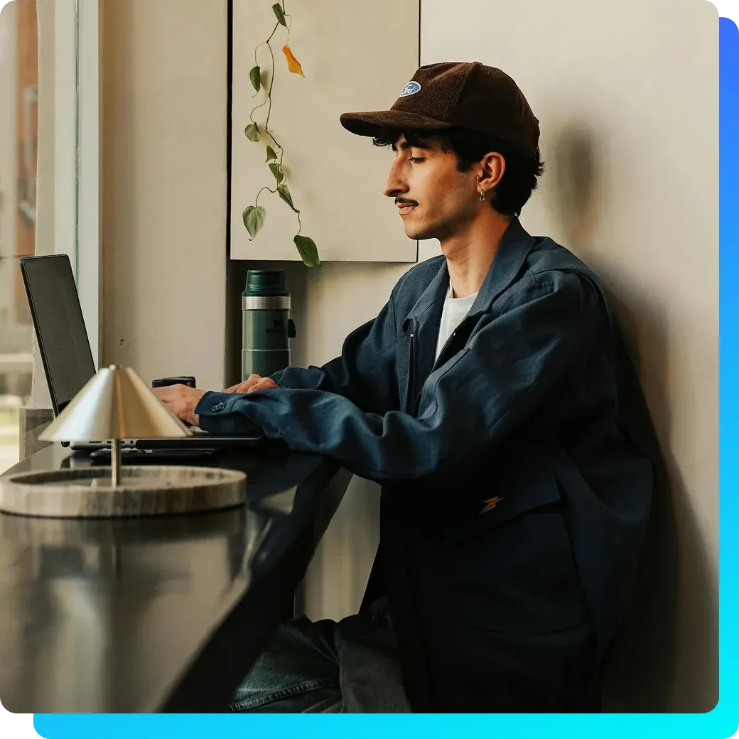 huming-agente-booking-trabajo-oficina